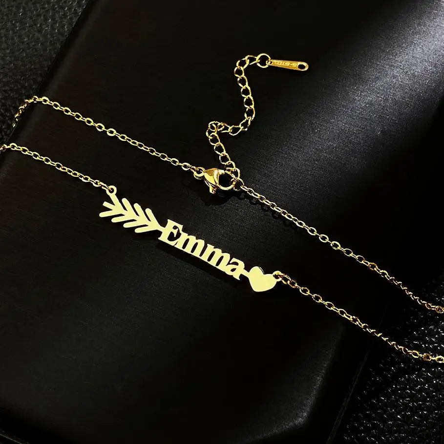 GUILING Arrow Heart Customized Name Plate Necklace for Women Name Chain Personalized Charm Girl Jewelry Couple Lovers Gift