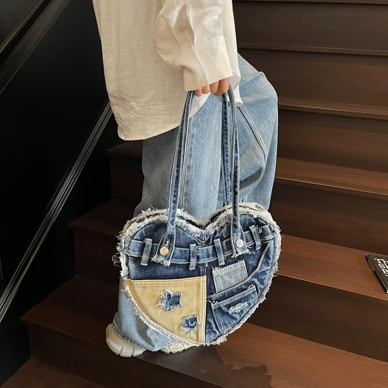 

Luxury Women Brand Denim Crossbody Bag Retro Heart High Quality Messenger Bag Designer Bags for Women Purses And Handbags
