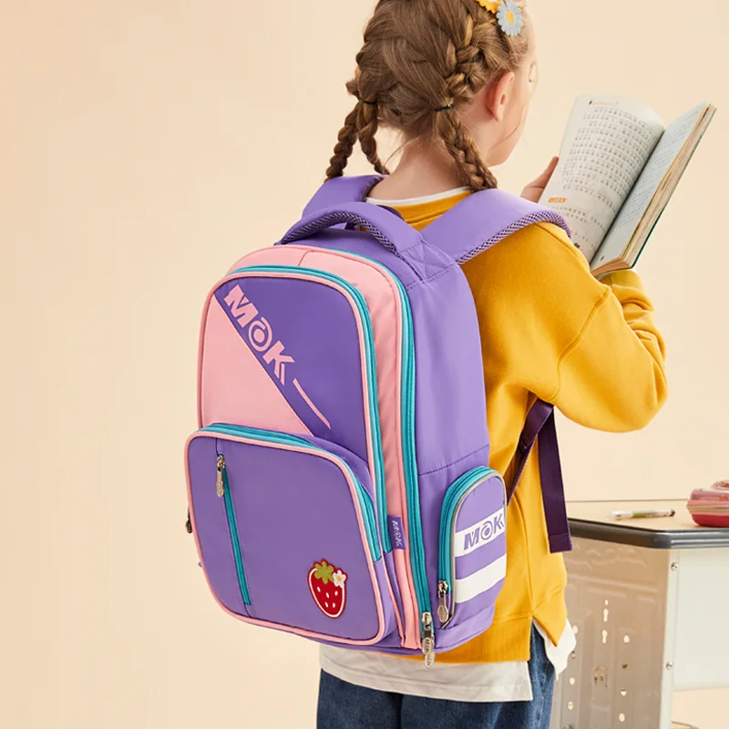 Tas Ransel Gaya Inggris untuk Anak Perempuan Sekolah Dasar, Tas Ransel Ringan Baru dengan Pelindung Tulang Belakang, Tas Ransel Anak yang Ergonomis dan Lucu