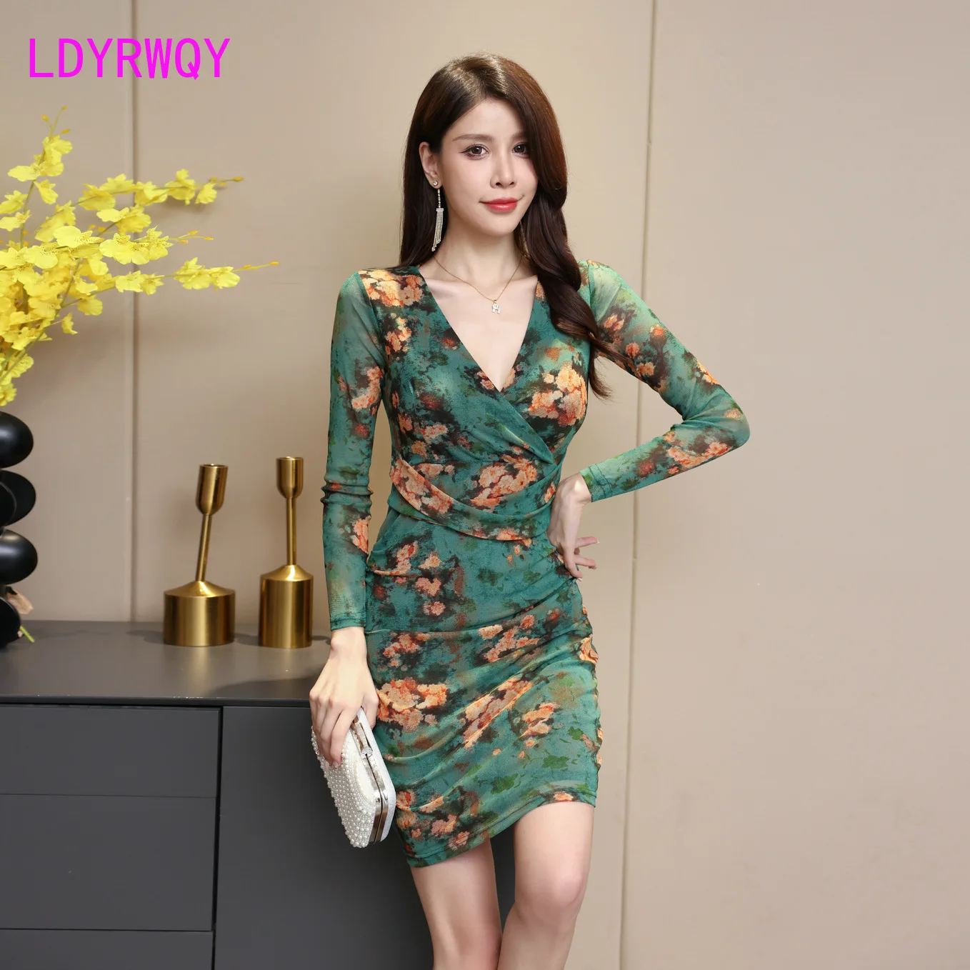 

Green Print Dress 2023 Autumn New Long Sleeve V-Neck Lace up Waist Slim Fit Wrap Hip Dress