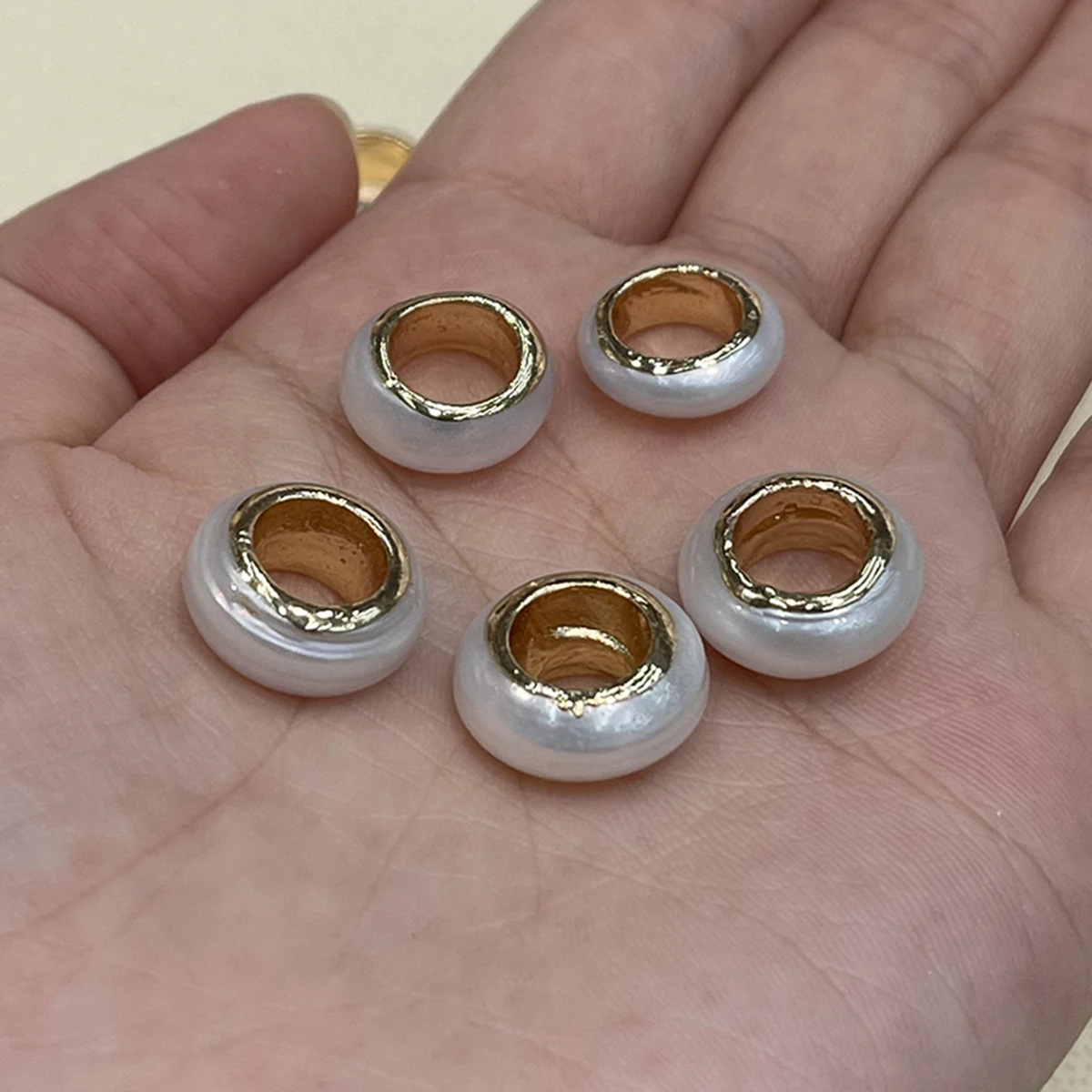 3 Stück natürliche Süßwasserperlen mit großem Loch, isolierte Perlen für die Schmuckherstellung, DIY-Halsketten, Armbänder, Ketten, Ohrringe, Zubehör – Detail 1