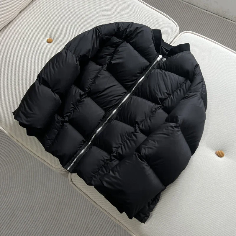 Рисунок 2 - Schinteon женская куртка на белом