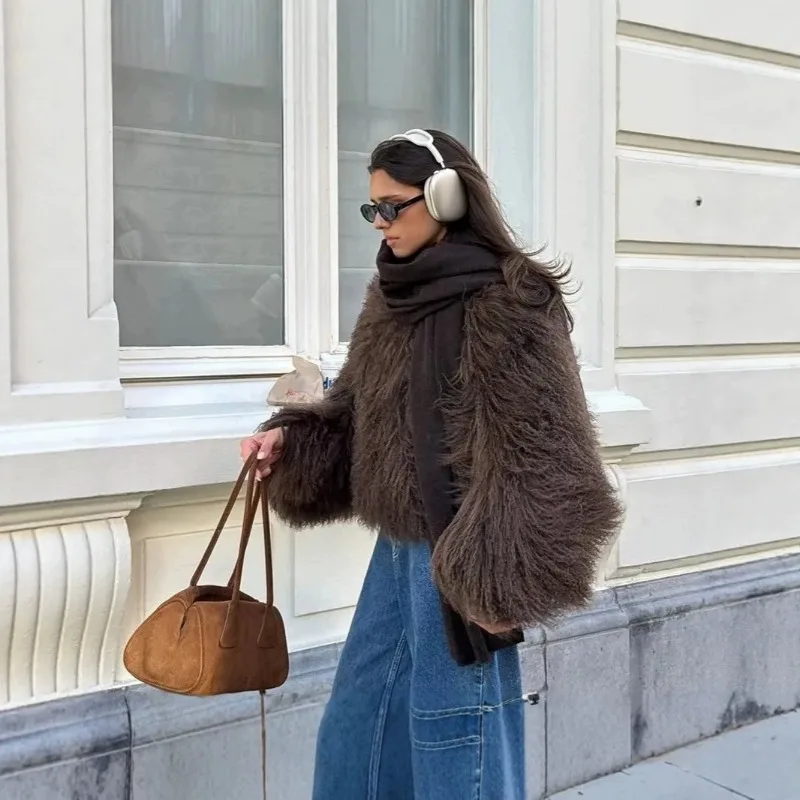 Round Neck Artificial Fur Imitation Fur Short Jacket Women 2026 Winter Fluffy Warm Long Sleeves Solid Color Jacket Women's Coat