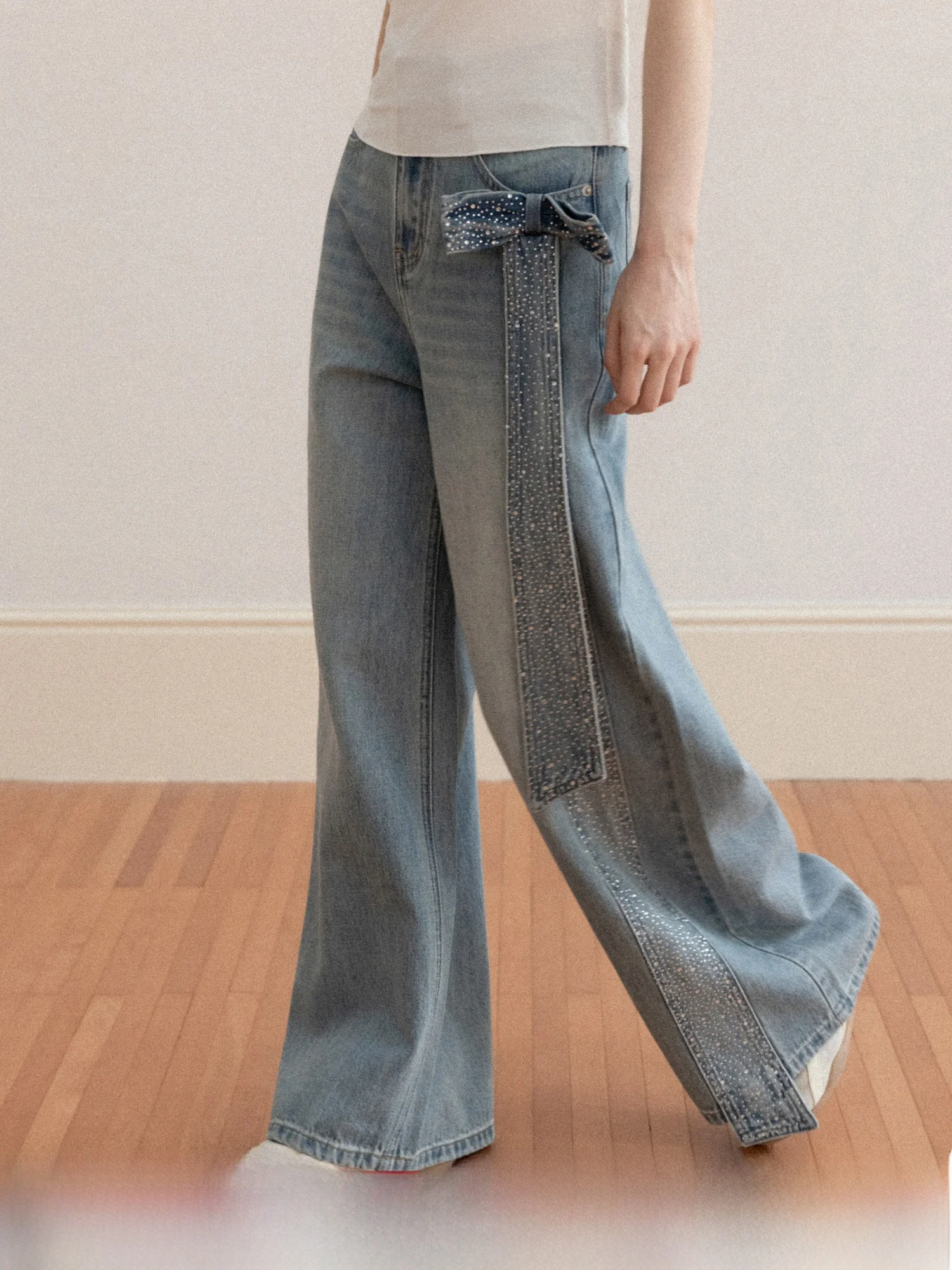 

Синие джинсы с завышенной талией и широкими штанинами для женщин, повседневные прямые брюки с блестящими стразами, весенняя коллекция