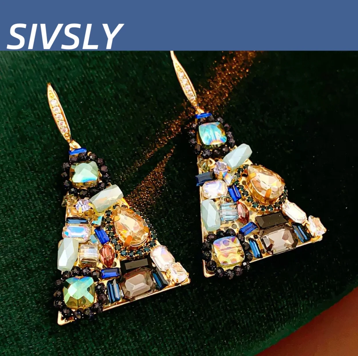 

Retro ethnic style triangular ear hook, fashionable, precise, unique, versatile ear accessories, luxurious and high-end women's