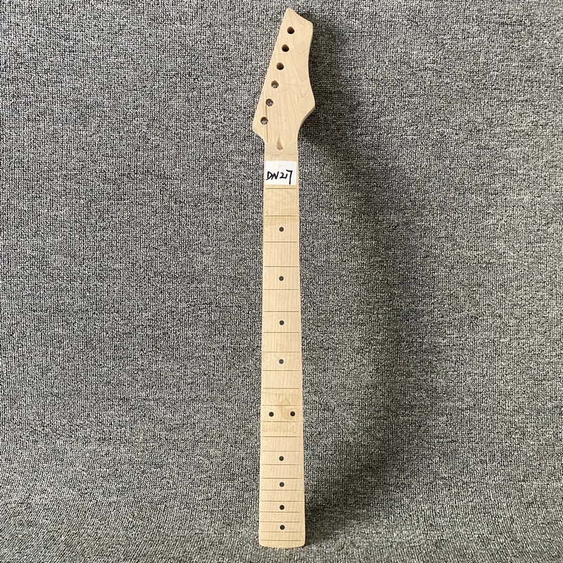 DN217  Unfinished Electric Guiitar Neck 24 Frets 648mm Scales Length Maple Wood NO Fret Right Hand DIY Guitar Parts