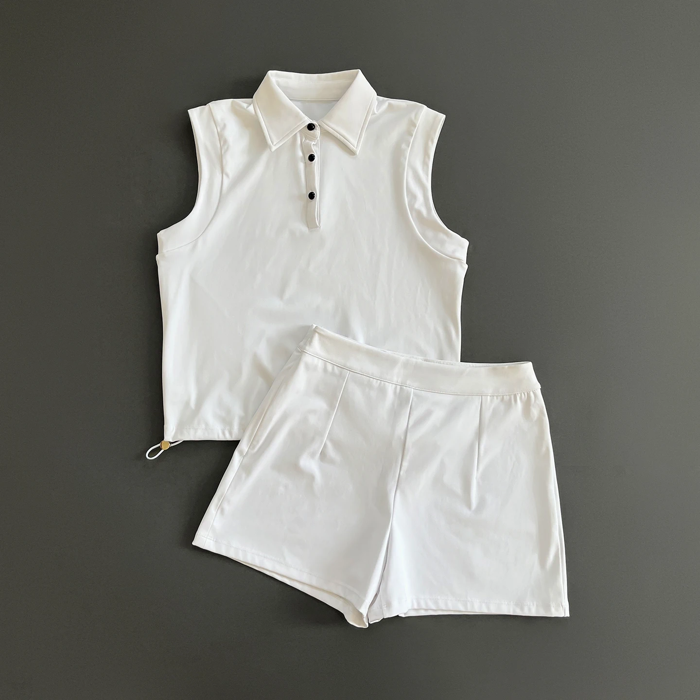 レディース シック サマー 2025 ホワイト ポロクロップ＆ハイウエストスカート ラウンジセット、トレンディな2ピースカジュアルウェア