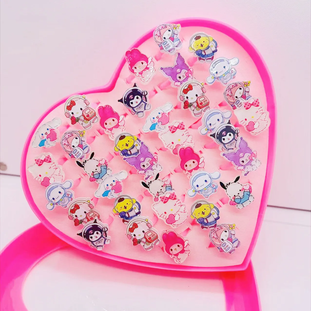 36Pcs/box Sanrio Hello Kitty Kids Ring Kids Cinnamoroll Kuromi Adjustable Baby Rings Children Girl Rings with Heart Box Gift Toy