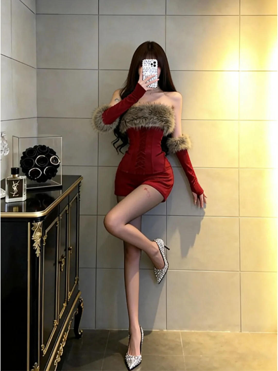 

Sexy Fishbone Design Vest Top And Shorts Set Women's Fashion Autumn Winter New Style High Waist Warm Pure Color French Style