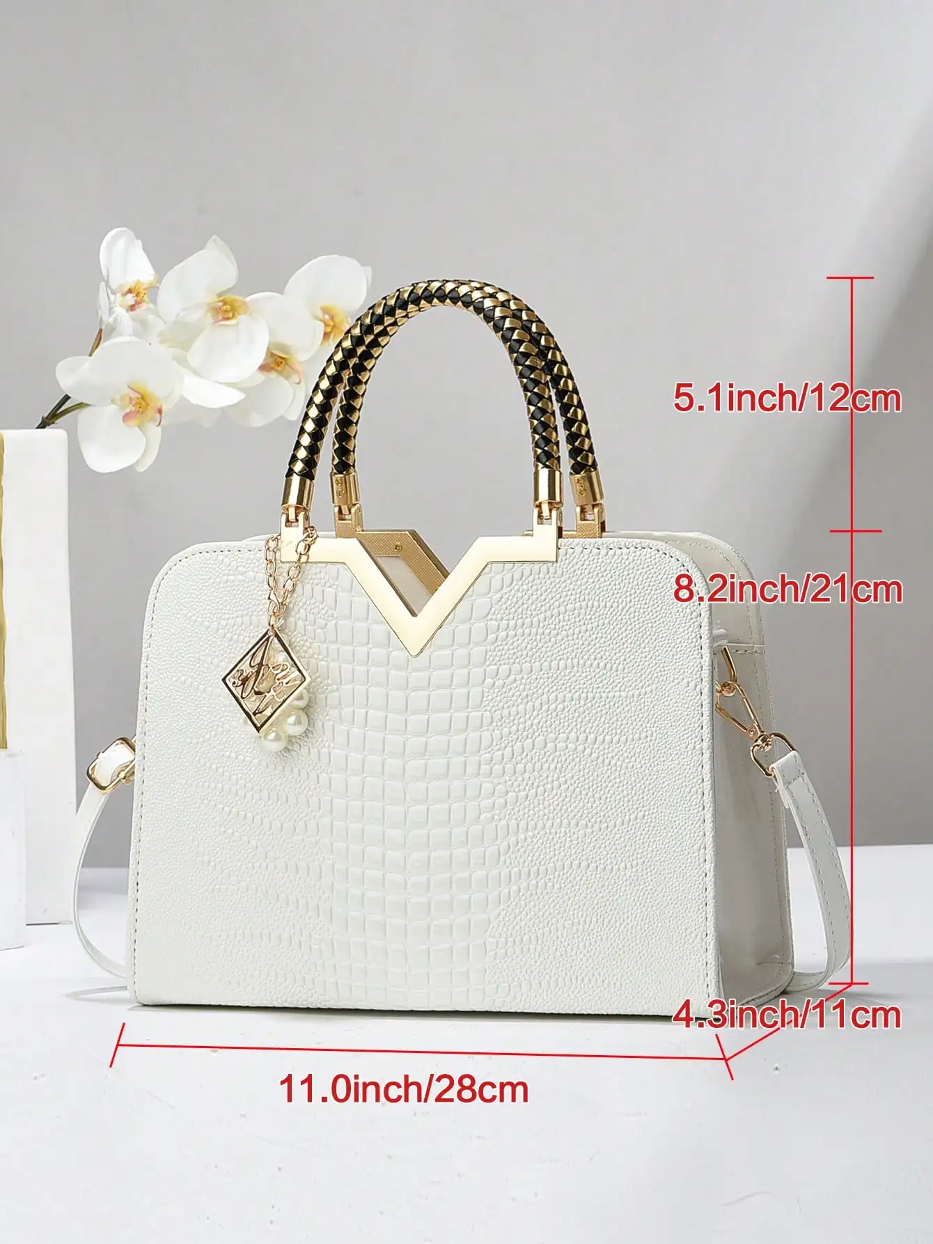 PLANEE 2024 New High-End Portable Diana Princess Handbag, Niche Design Tote Bag, V-Shaped Bag Cream Bag