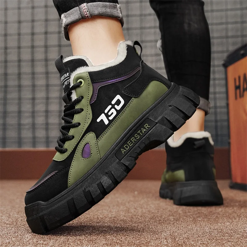 Zapatos de algodón para hombre, botas de trabajo altas antideslizantes impermeables y cálidas con forro polar para senderismo al aire libre, botas de nieve, novedad de invierno de 2025