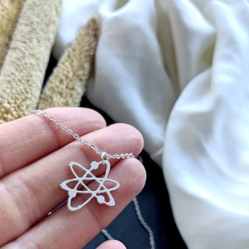 Stainless Steel Necklaces Symbol of Science Atom Pendant Necklace for Women Chemical Molecule Charm Neck Chain Amulet Jewelry