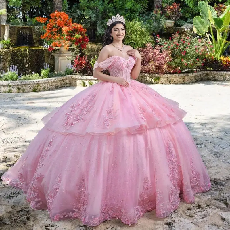 

Customized Pink Exquisite Sweetheart Ball Gowns Quinceanera Dresses for Girls Lace up Rhinestones Vestidos De Quinceanera