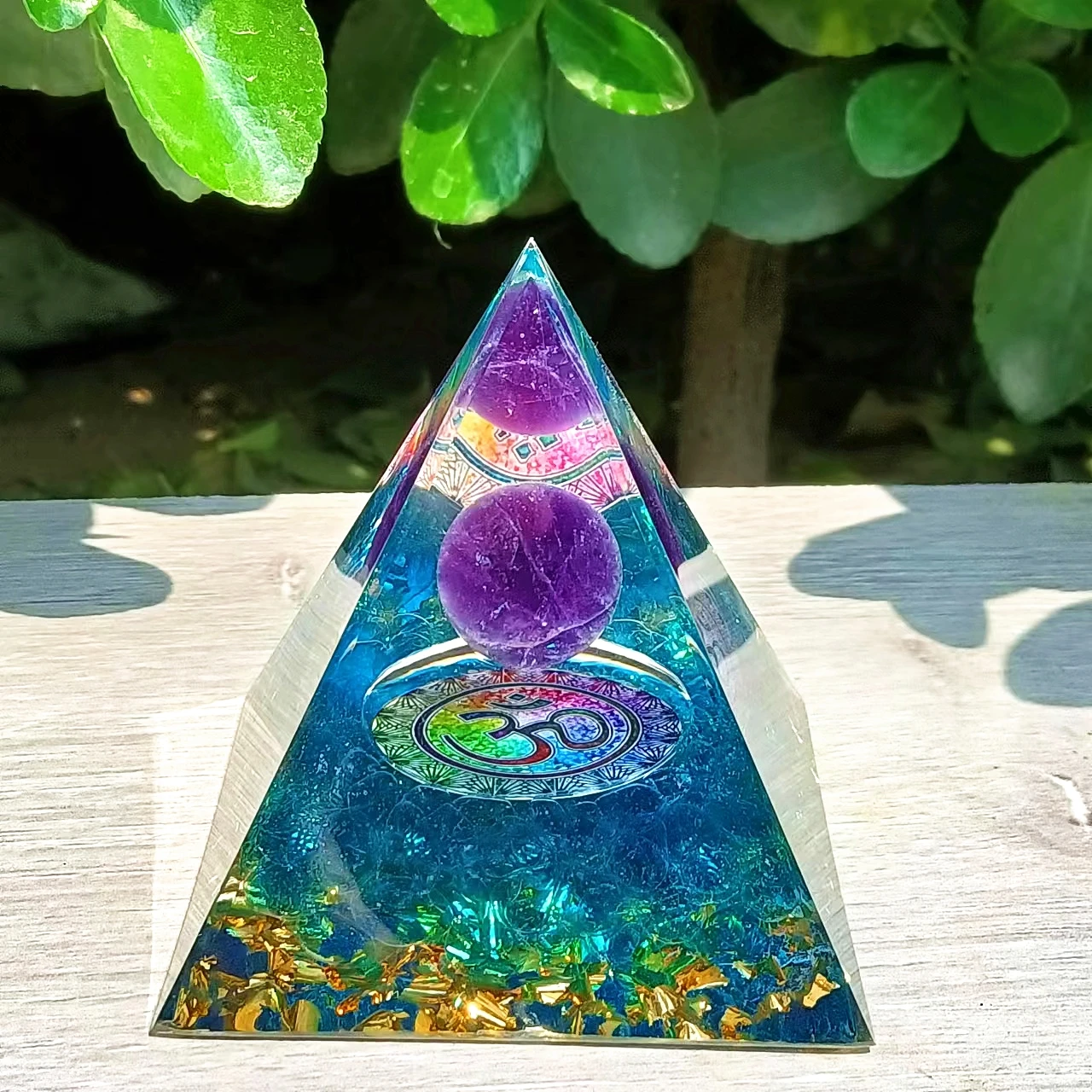 Energy Generator Orgone Pyramid Amethyst Peridot Healing Natural Crystal Reiki Chakra Generator Orgonite Pyramid Meditation Tool