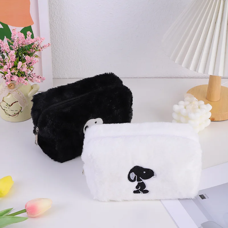 Miniso Cartoon Cute Snoopy Plush Makeup Bag Girl Portable Large Capacity Zippered Stationery Storage Pencil Bag Makeup Bag