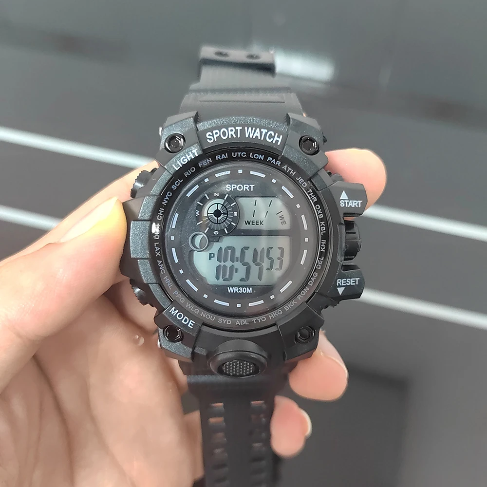 YIKAZE Jam Tangan Olahraga Pria Jam Tangan Digital LED Tahan Air Jam Tangan Olahraga Kebugaran Dial Besar Jam Tangan Elektronik Multifungsi untuk Pria