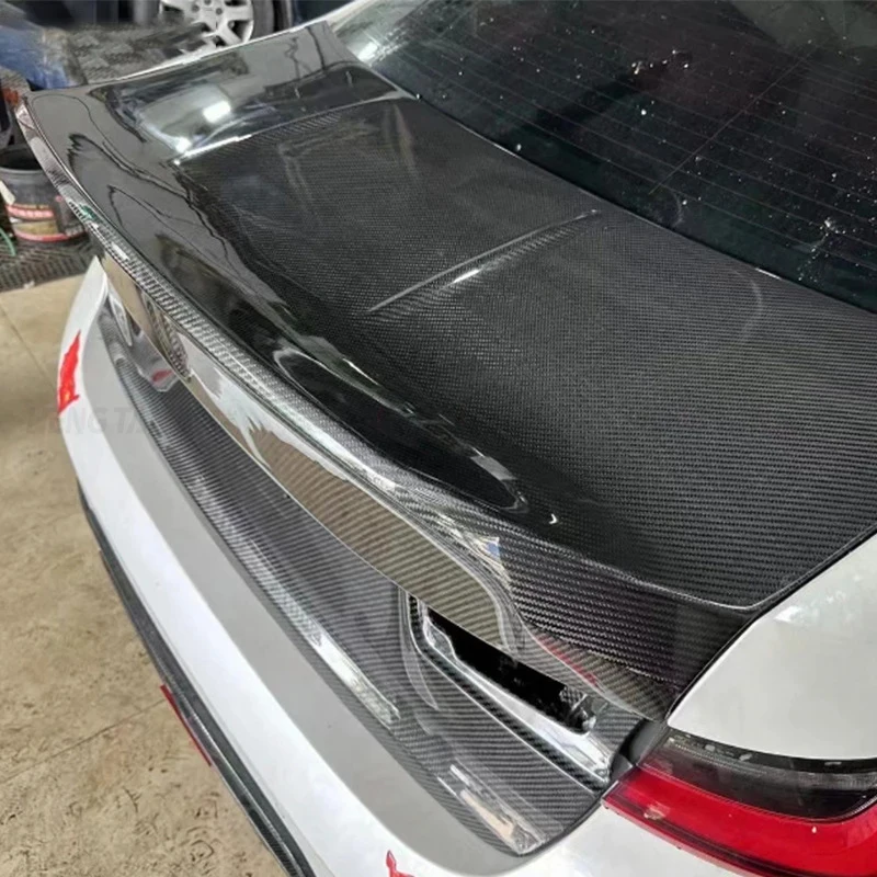 

Carbon Fiber Rear Trunk Lid CSL Style For 3 Series 2018+