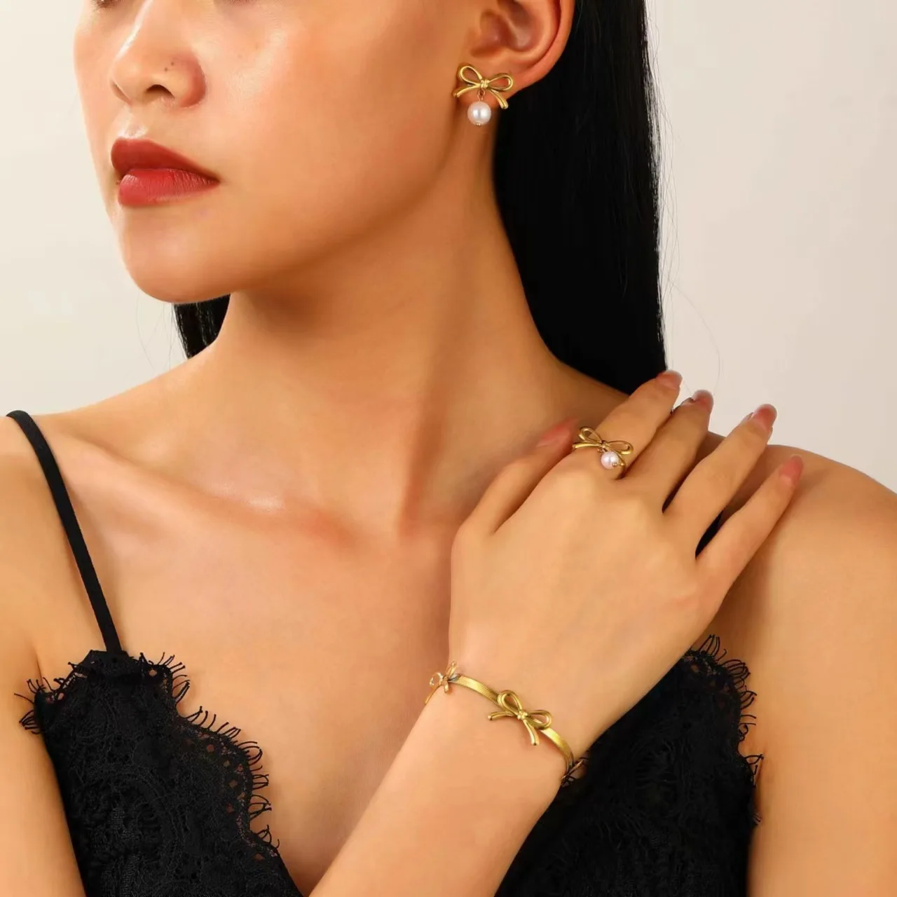 

Popular Stainless Steel Bow Necklace Stud Earrings Ring Set Accessories Cross-border Non-fading Simple Accessories 2025 Jewelry