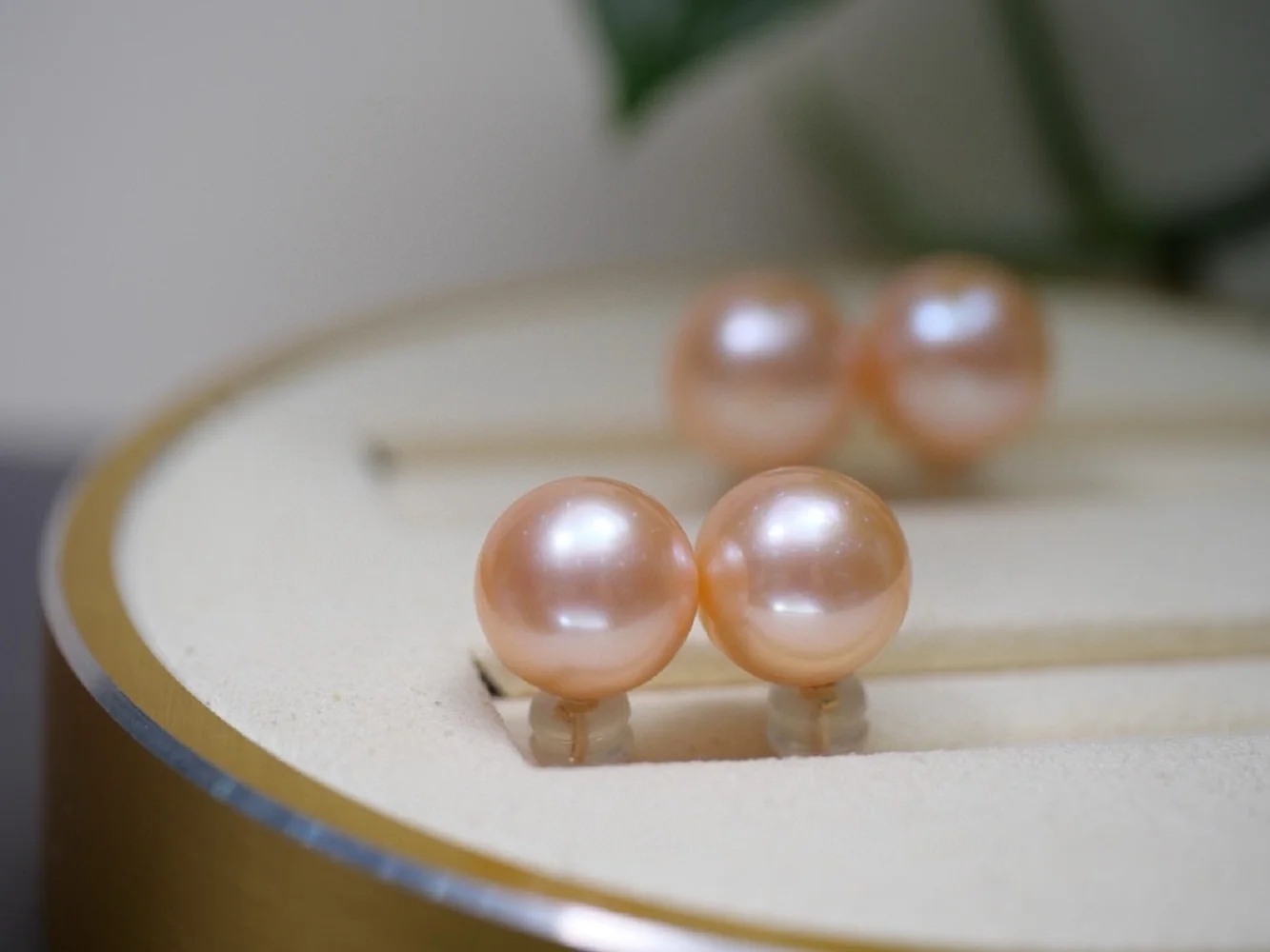 

1 Pair - Natural Pearl Earrings AAAA9-10mm South Sea Pink Round Pearl Earrings 18k/AU750 Gold