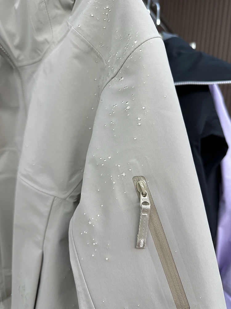 

Outdoor Men's And Women's Full Glue Prure ell Hooded Jaet Zipper Wear Resistant Windproof Water Repellent Stand Fit