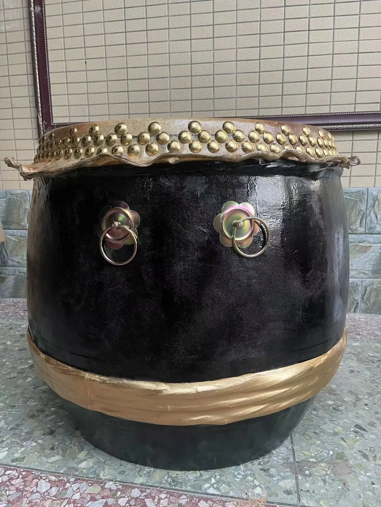 

18-inch Southern Lion Dance Drum - Guangdong Style Dragon Boat & Ceremonial Drum for Traditional Performances