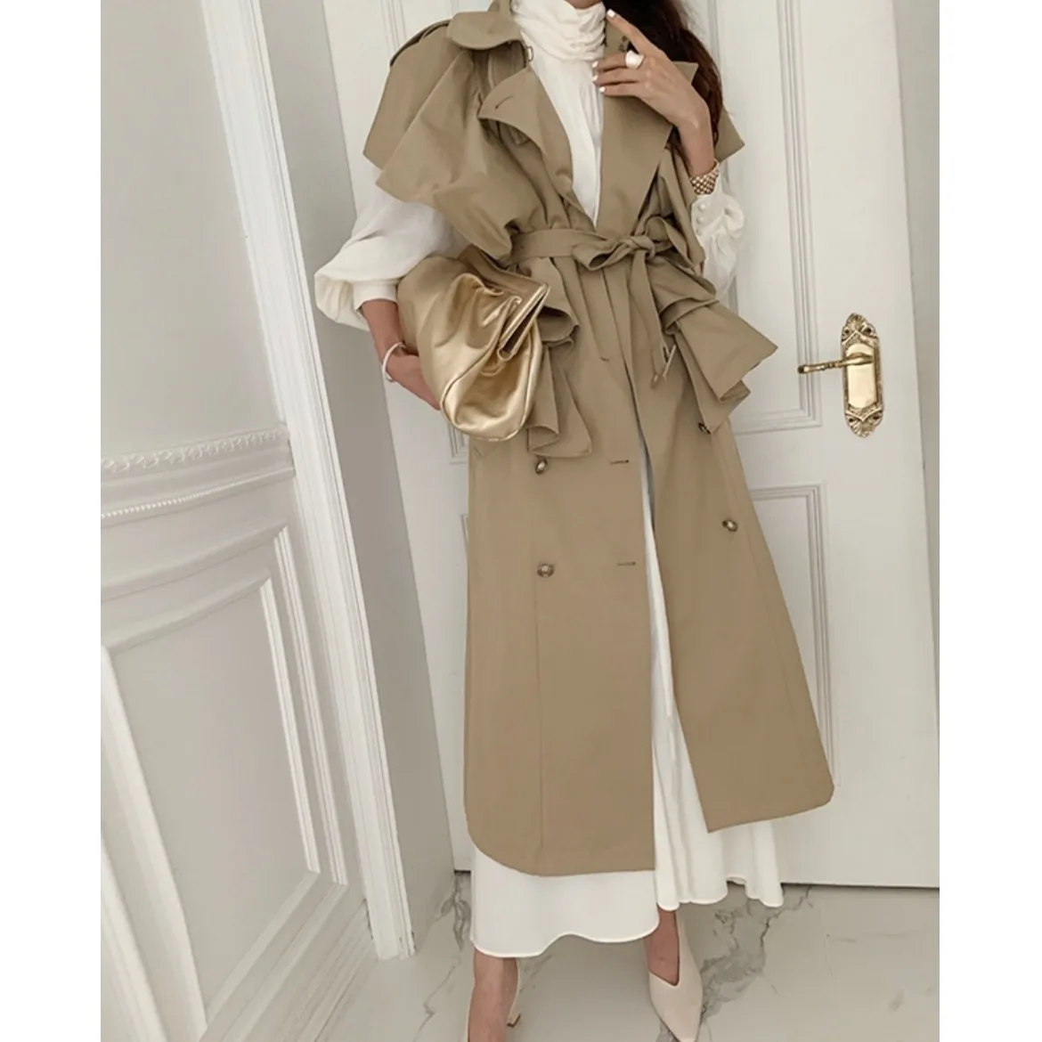 Chic Vintage Collar Double Breasted Belted Waist Cinched Midi Length Sleeveless Coat for Women Commute Style Pure Color