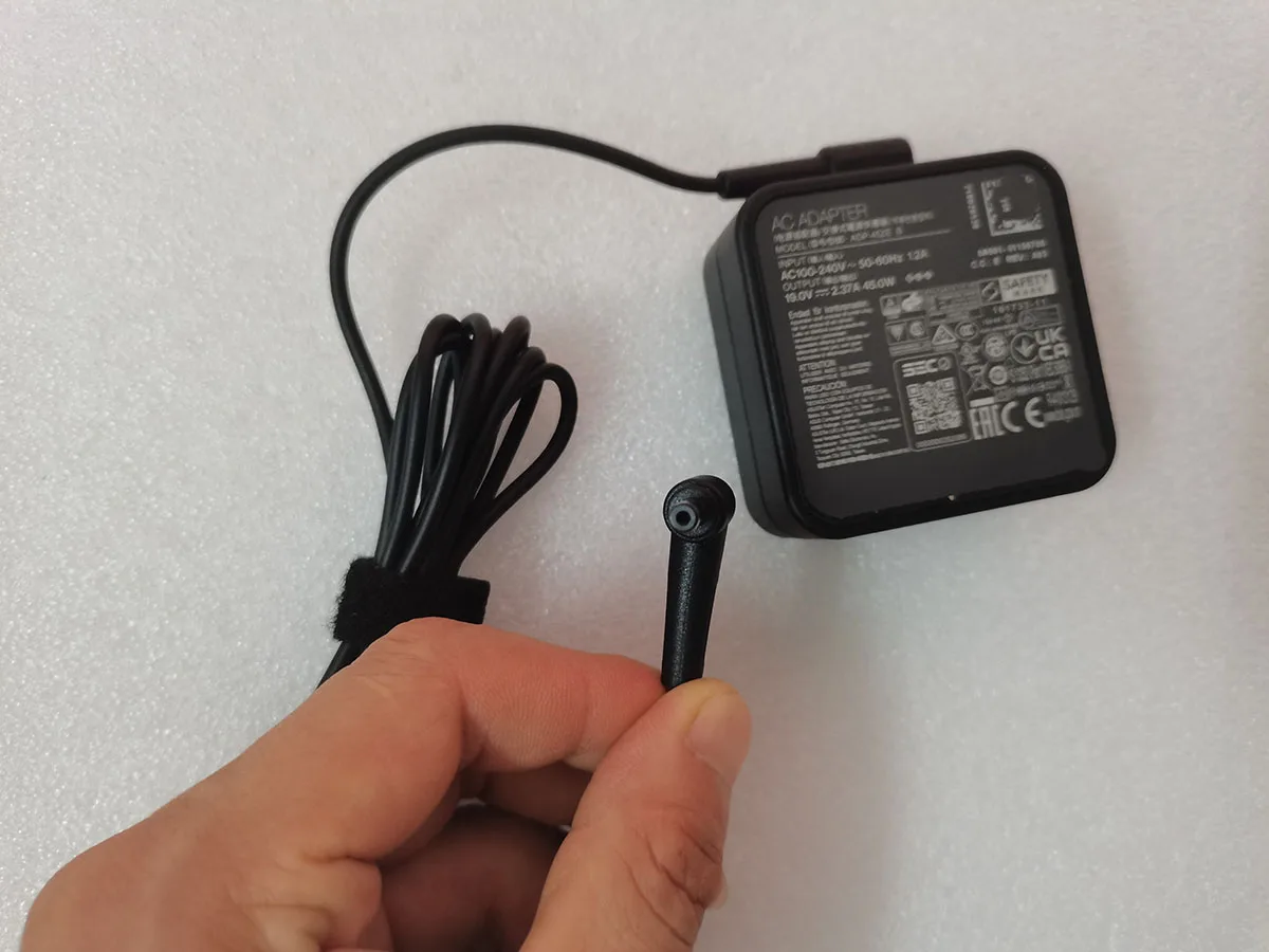 OEM 19V 2.37A ADP-45ZE B 4.0mm*1.35mm 45W AC Adapter For ASUS VivoBook M515UA-BQ364T  Notebook Original Puryuan Charger