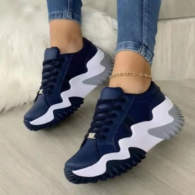 Sapatilhas de plataforma vulcanizada respirável para mulheres, sapatos de lona casual, fundo grosso, topo baixo, tamanho grande, verão