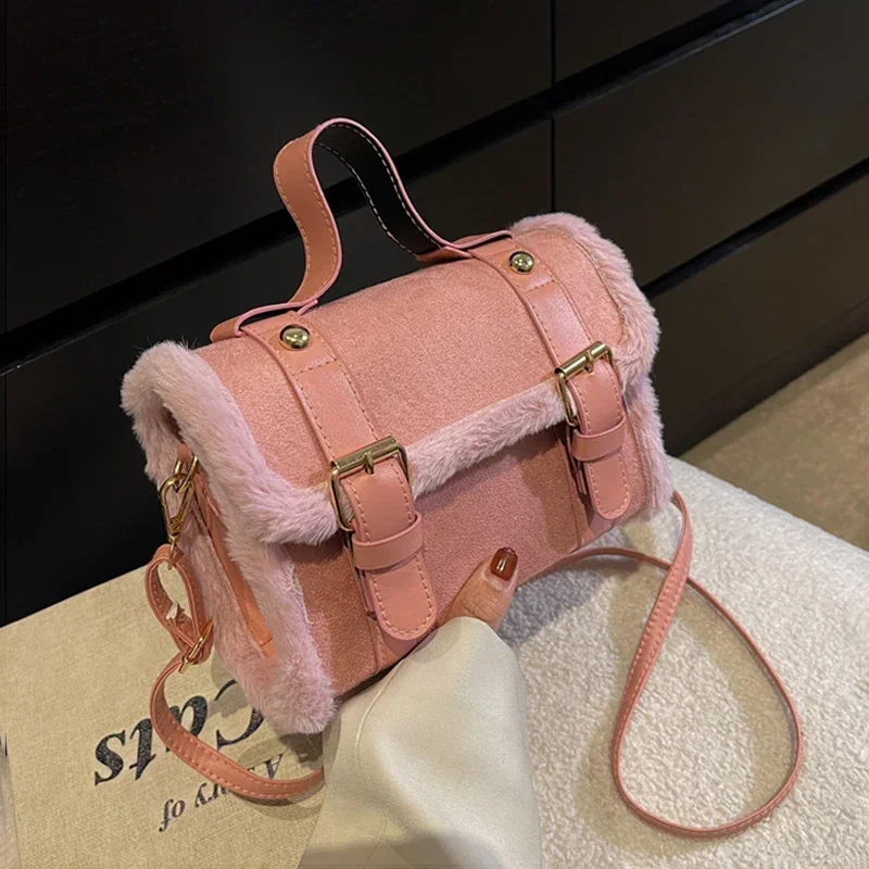 Winter Women Crossbody/shoulder Bag New Lamb Plush Velvet Bag Lady Small Square Handbag PU Leather and Soft Plush Messenger Bag