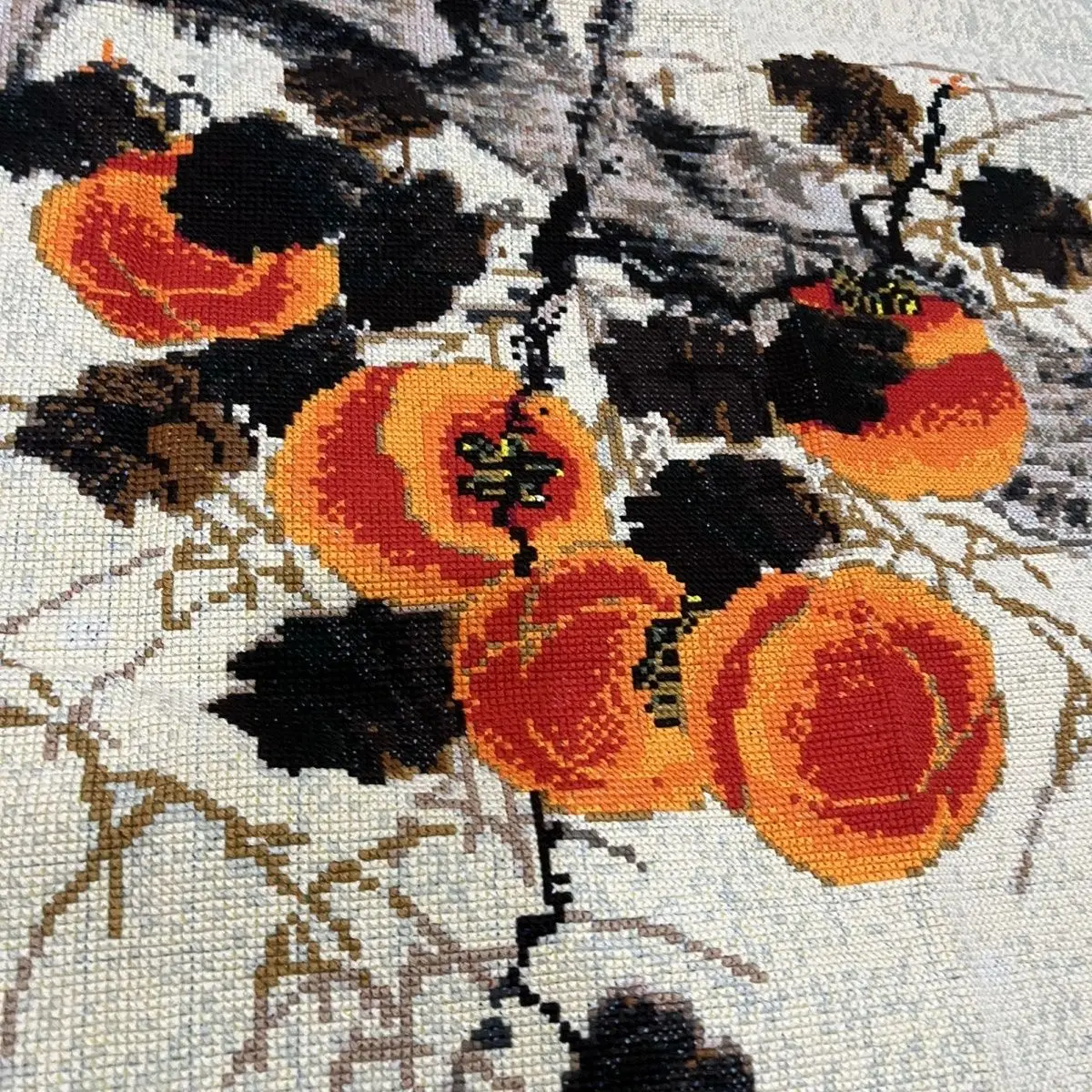 (Finished product) Pure handmade cross stitch. Everything goes smoothly. The persimmon living room is fully embroidered with a