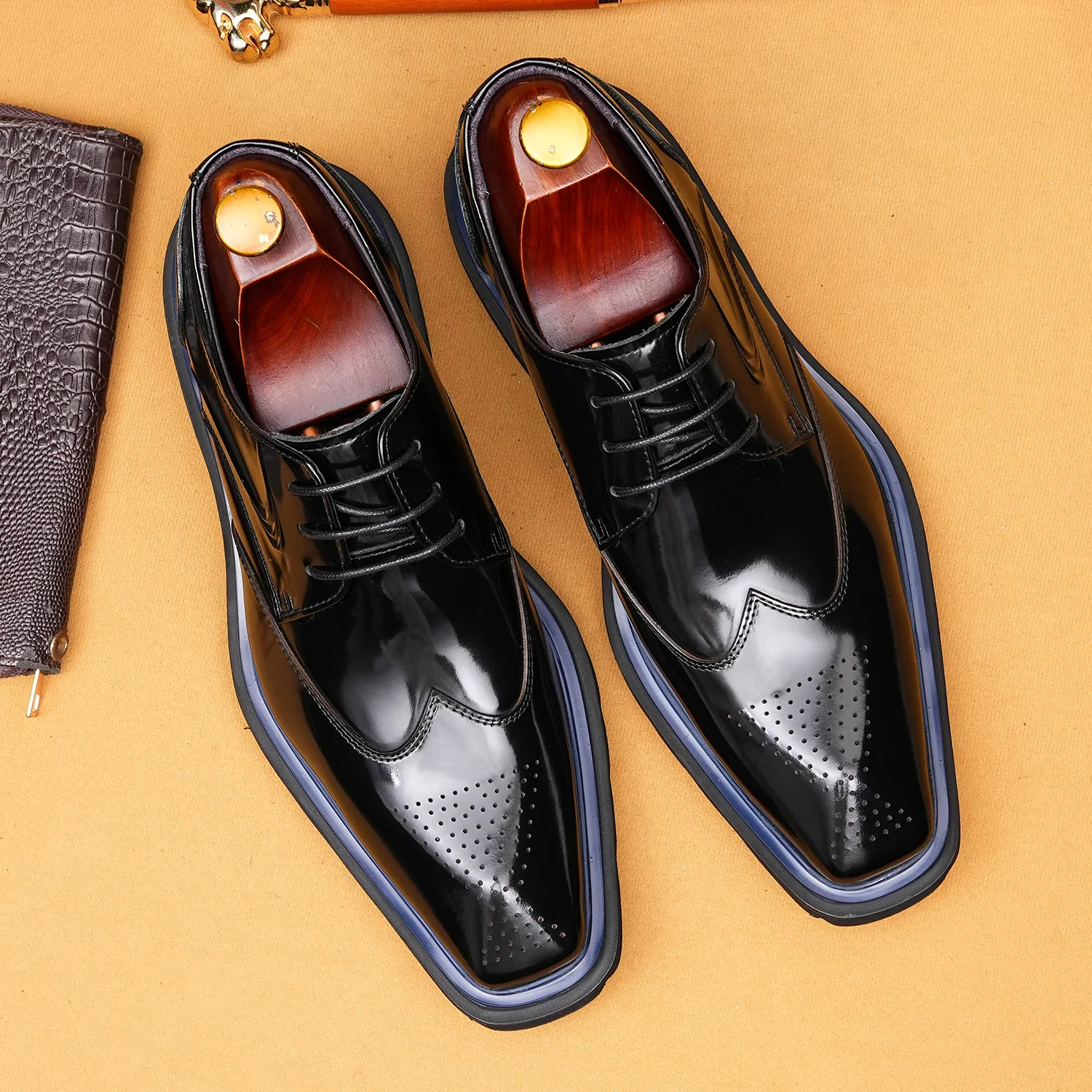 Men's New plus size Genuine leather Lace up Fashion banquet work leather shoes Leather Luxury Brand Classic Business Dress Shoes