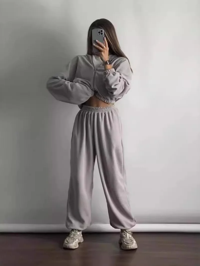 

Женский комплект из топа и брюк с капюшоном Spor, длинные брюки све, осенний модный наряд, повседневный удобный костюм из двух предметов