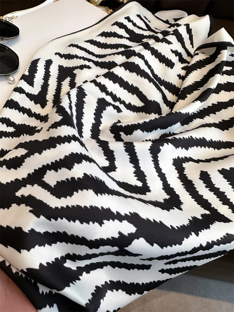 Fashionable Zebra-stripe Wraps 90*90cm Square Large Scarf Black White Stripe Summer Sun Protection Wraps