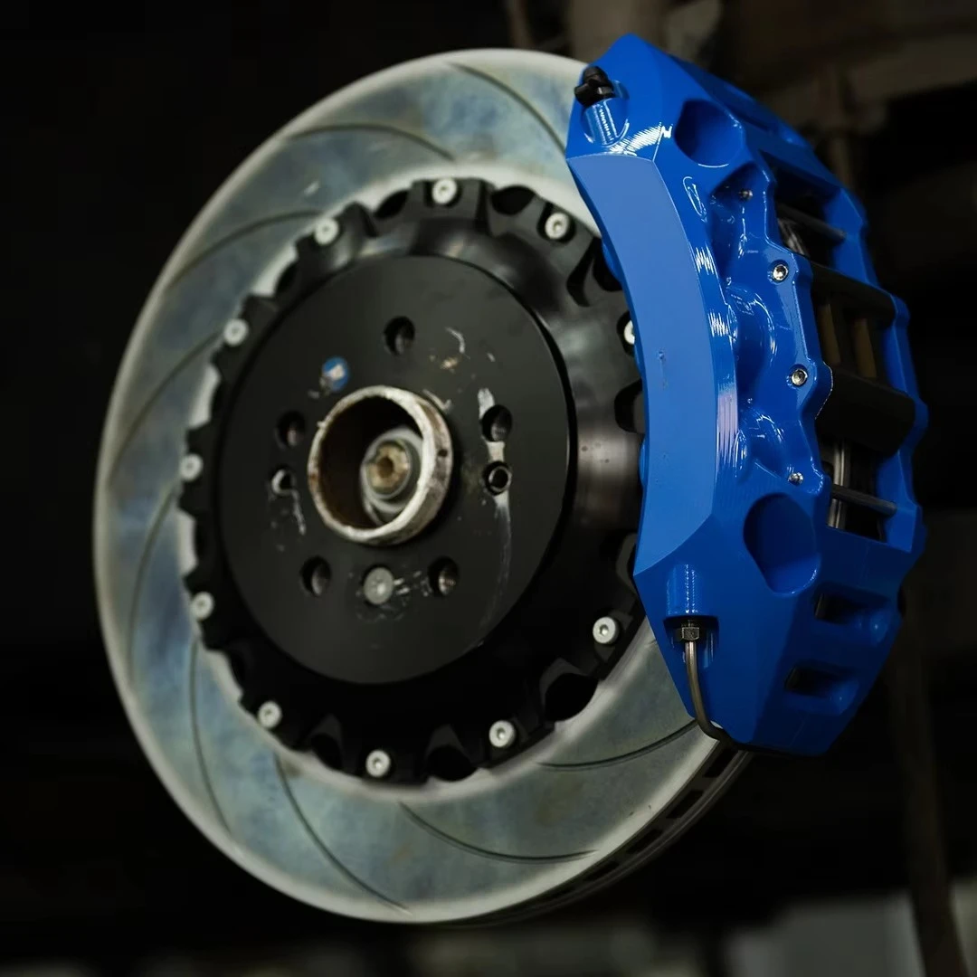 

Q50 Q60 G35 G37 FX35 New Performance Automatic Braking System 6 Piston Forged Caliper Large Brake Kit