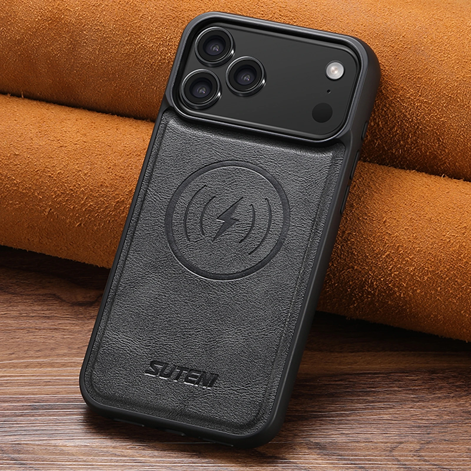SUTENI Mattierte Kunstleder-Handyhülle mit Magnet und kabelloser Ladefunktion für iPhone 18 Pro Max 17 Air 16 Plus 15 14 13 12 – Detail 9