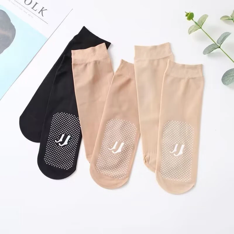 Breathable Thin Glue-On Casual Massage Anti-Slip Steel Stockings For Soles Of Feet