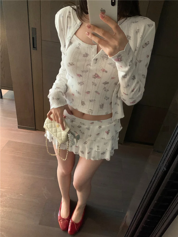 ชุดเซ็ตเสื้อคลุมคาร์ดิแกนเปิดไหล่สไตล์เกาหลี พร้อมกระโปรงทรงเข้ารูป สายเดี่ยว ชุดใหม่สำหรับผู้หญิง ฤดูใบไม้ร่วง