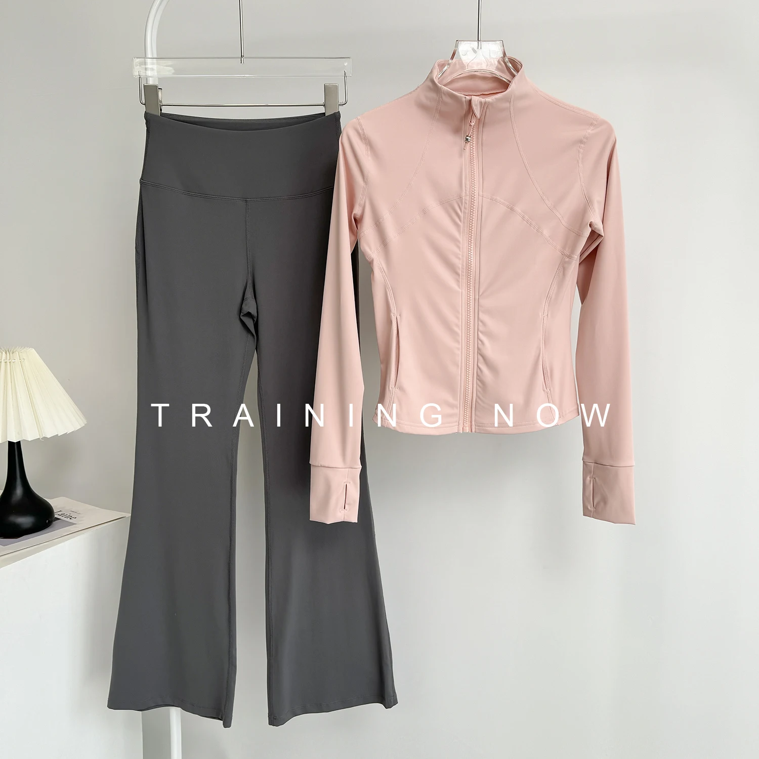 بدلة رياضية للنساء في الخريف والشتاء بياقة واقفة وتدريبات البيلاتيس وسترة يوجا عالية الخصر لرفع الورك والجري #2