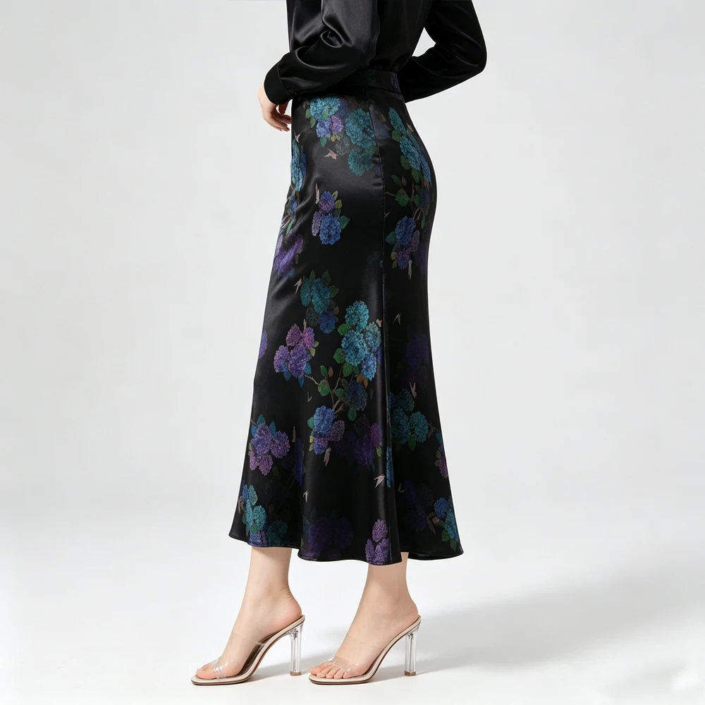 2026 Women's Fashion Autumn New Slant Cut 100% Natural Mulberry Silk Fragrant Cloud Yarn Black Hydrangea Flower Tail Skirt