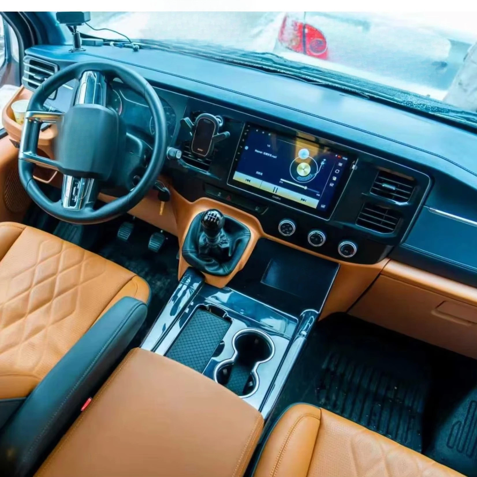 

T6T8 armrest box is suitable for V6 multi-function ABS car refrigerator positioning storage function