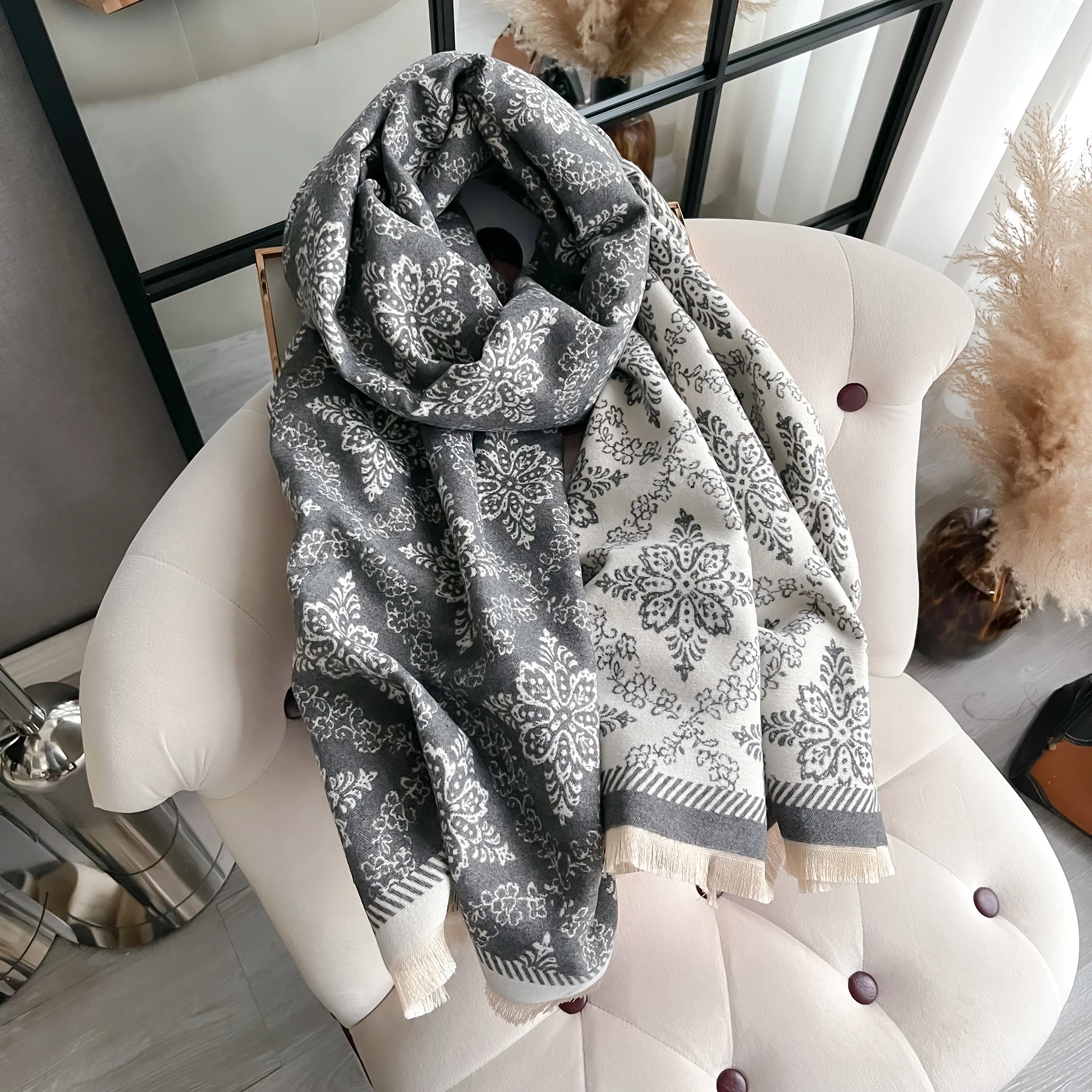 Luxury Brand Two-Sided Ethnic Style Scarf pashmina Cashmere Soft Warm Fringe Pashmina Shawl Winter Coldproof Windproof Blanket