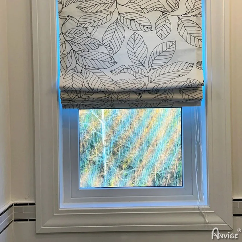 

Pastoral Motorized White Leaves Printed Flat Roman Shades Customized Roman Blinds With Installation Included