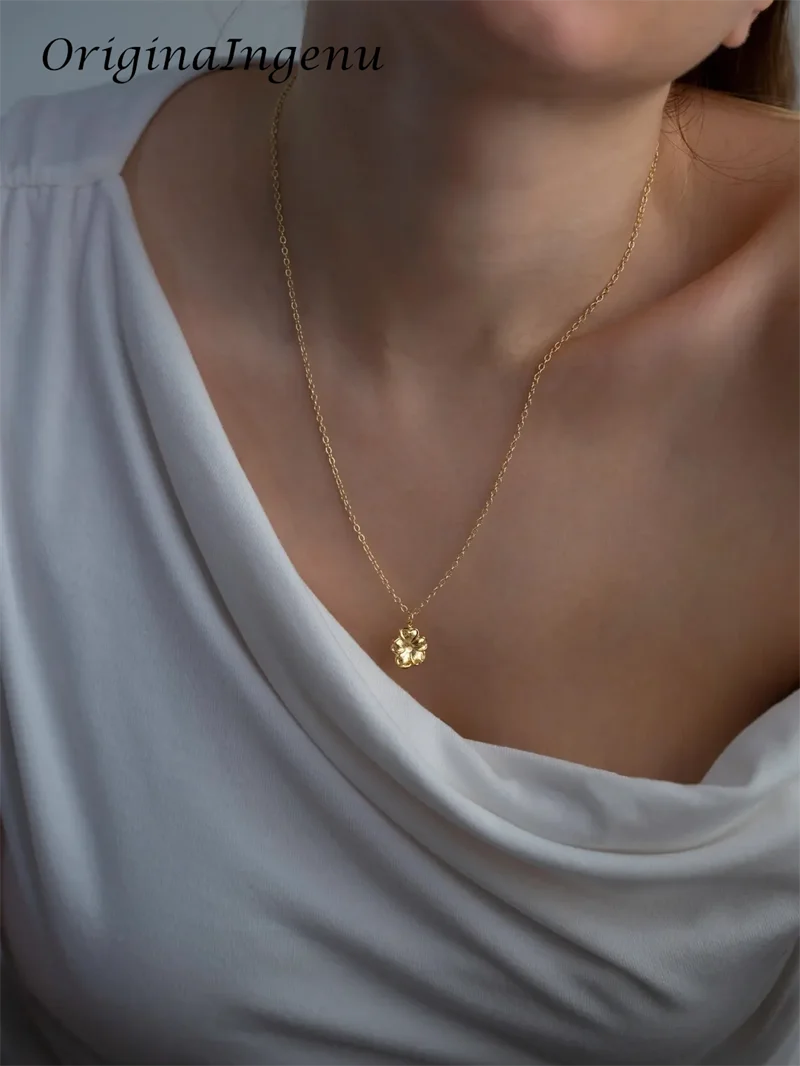 

14K Gold Filled Flower Charm Necklace Minimalist Bloom Necklace Hypoallergenic Tarnish Resistant Jewelry for Women