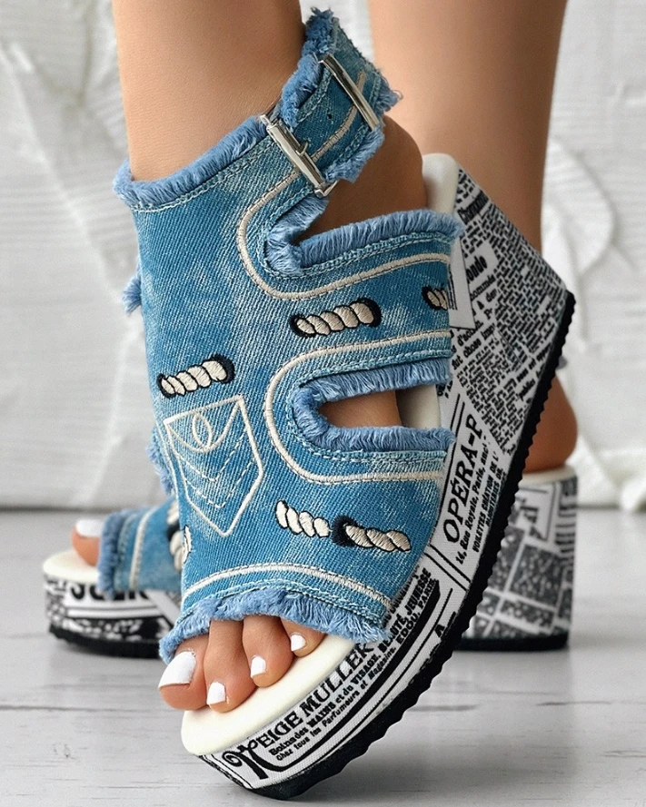 Geometric Letter Pattern Raw Hem Buckled Denim Wedge Sandals