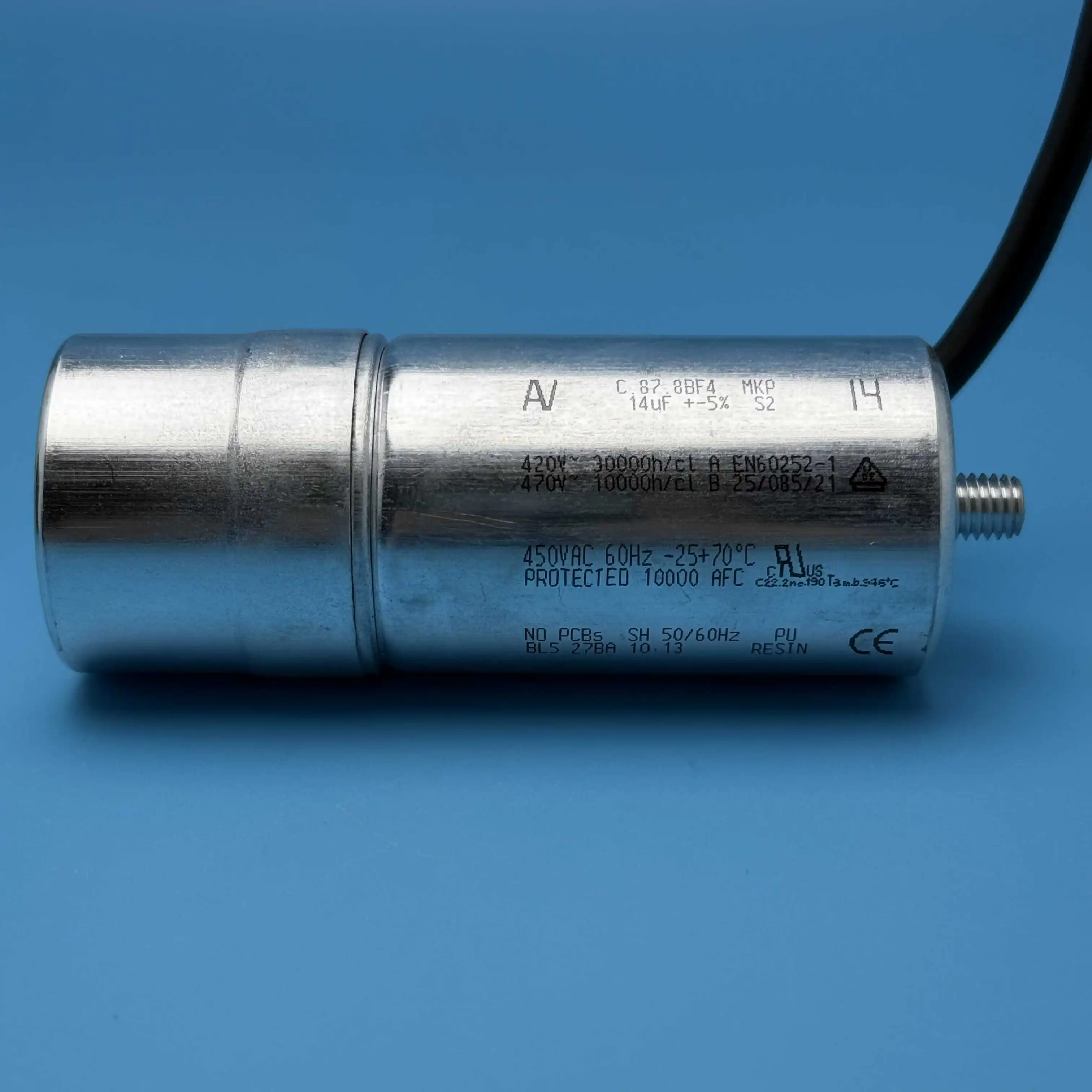 

Совершенно новый оригинальный пусковой рабочий конденсатор двигателя AV C.87.8BF4 MKP 14 мкФ 420 В S2
