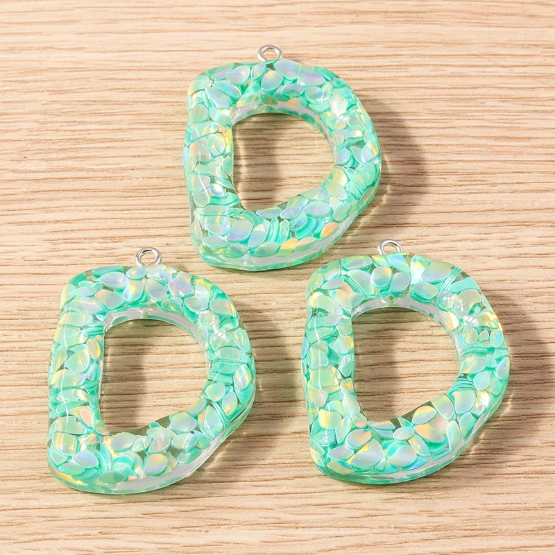 5 Stück Harz-Buchstabenanhänger in Bonbonfarben, 26 Buchstaben von A bis Z, zum Basteln von Schmuck, Ohrringen, Anhängern, Halsketten, Armbändern, für DIY-Projekte und als Geschenk. – Detail 7