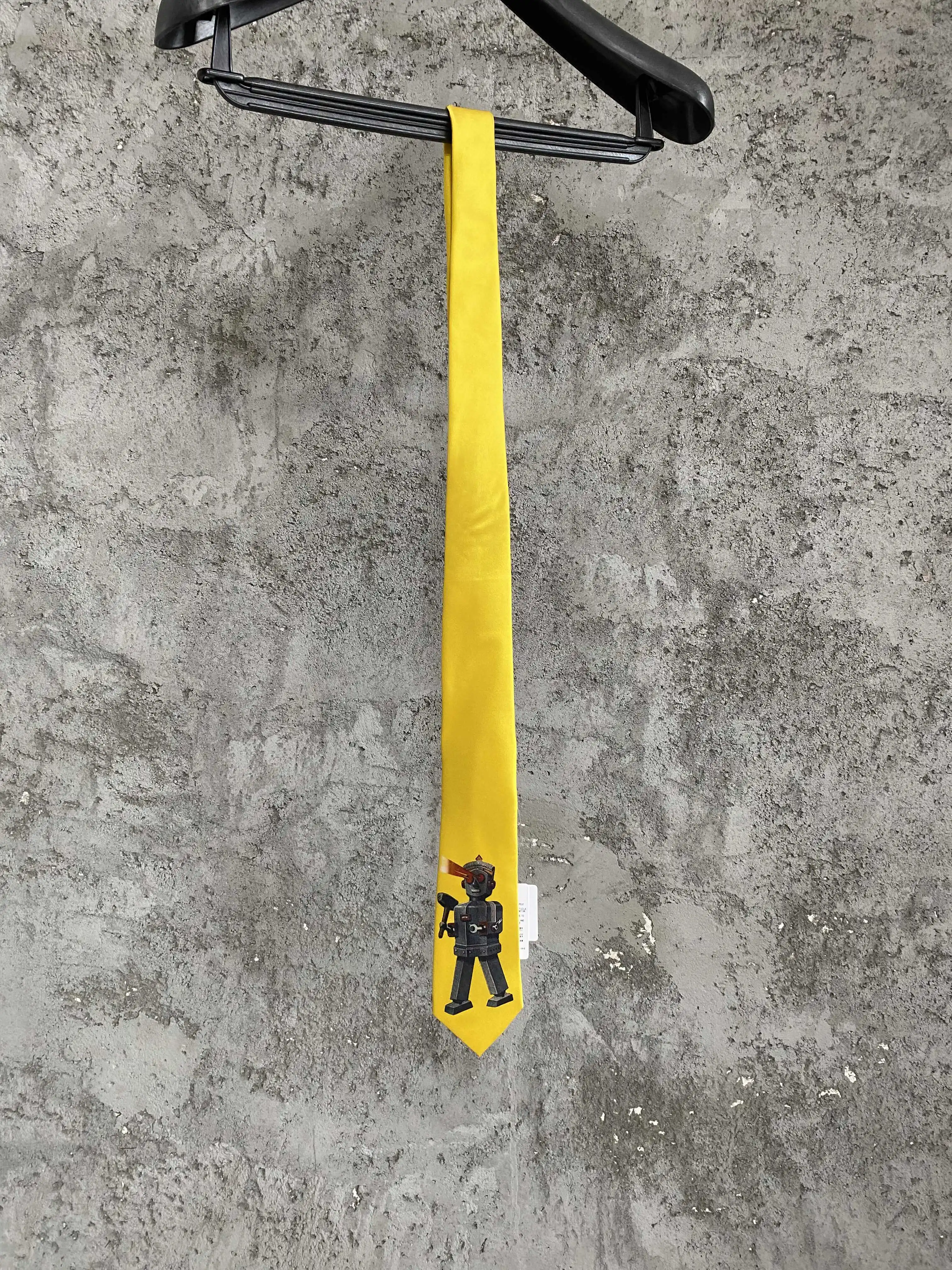 Original design of robot silk yellow tie for men and women
