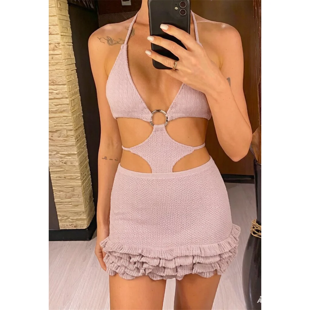 Sexy, ausgeschnittenes, gerüschtes, halterneckiges, gehäkeltes, gestricktes Tunika-Strandkleid, Strandkleid, Strandmode, Damenmode V8234 – Detail 4