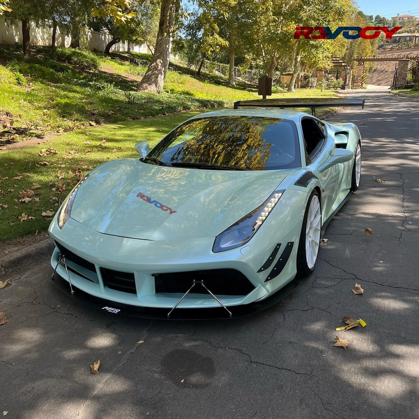 High Quality Glossy Jade Green Vinyl Wrap Film Self-Adhesive Auto Tuning Vinyl Wrap Car & Motorcycle Stickers Durable Foil