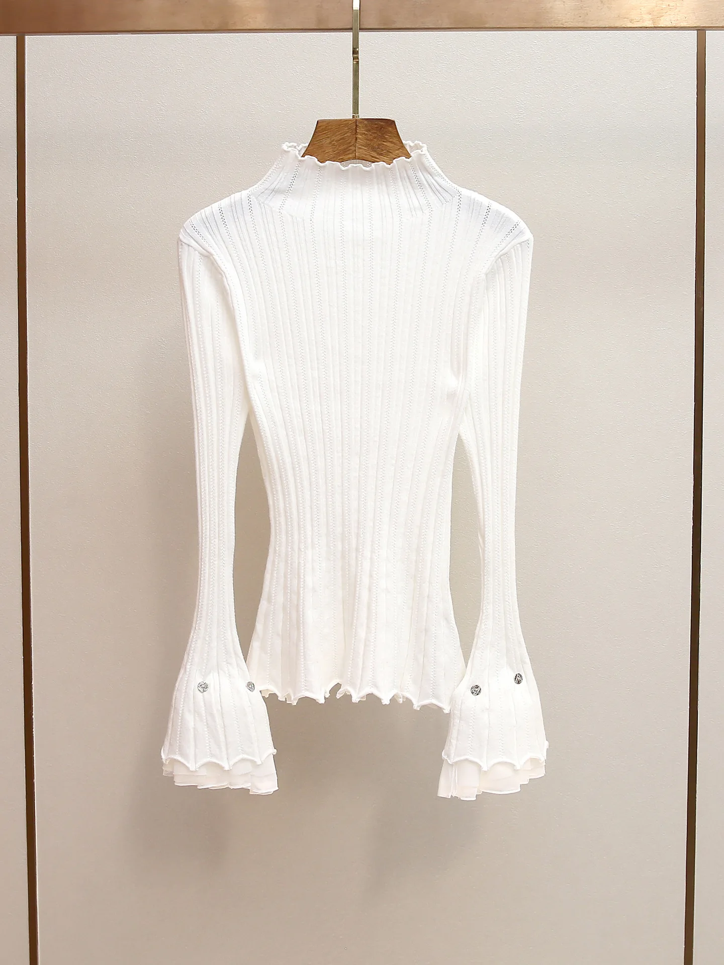 

Элегантный женский осенне-зимний новый трикотажный топ-пальто 2025 года с полувысоким воротником, рукавами-колокол и эффектом стройности, в стиле французской моды (жакет-трансформер)